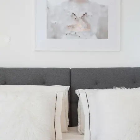 New! Nomad Dreams N.3 * Cascais