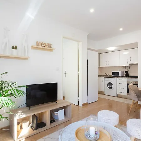 Cozy One Bedroom In The Heart Of Historic Center Cascais