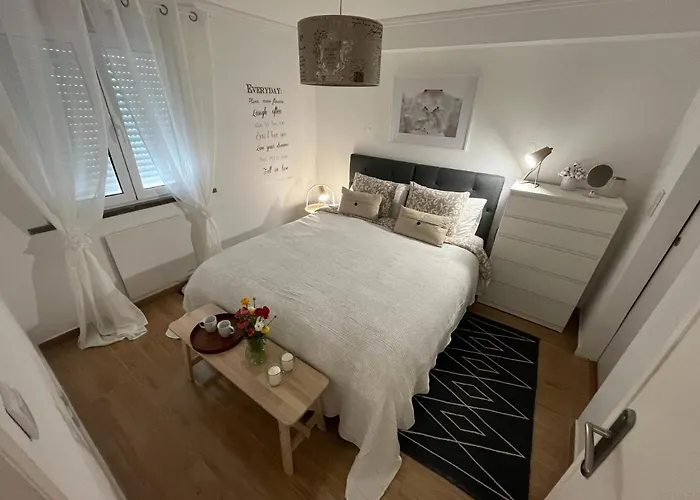 Nomad Dreams N 3 One Bedroom Historic Center Lejlighed Cascais