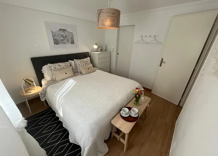 Nomad Dreams N 3 One Bedroom Historic Center * Cascais