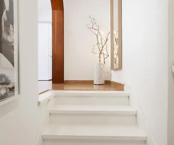 Nomad Dreams N 3 One Bedroom Historic Center Apartman