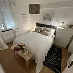 Cozy One Bedroom In The Heart Of Historic Center Апартаменты Кашкайш