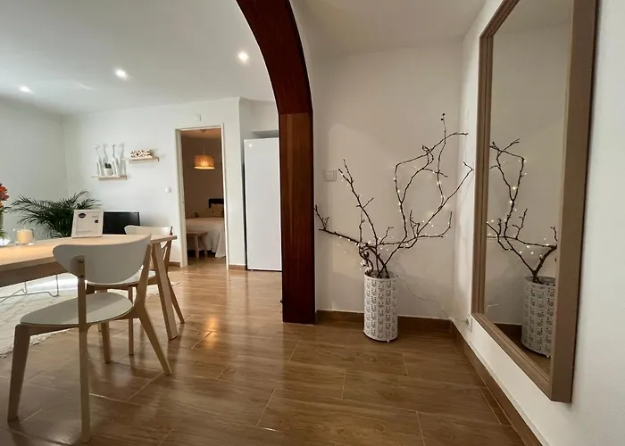Nomad Dreams N 3 One Bedroom Historic Center *